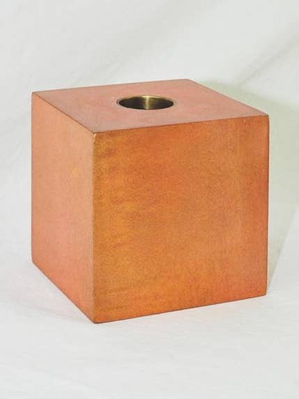 Weekender Cube en cuir pour la vente par BINKY AND LULU