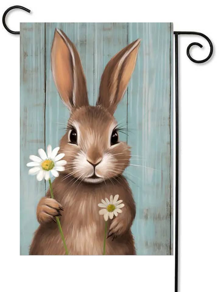 Kanin, der holder et tusindfryd haveflag for engroshandel hos Happy Cow Lawn Decor