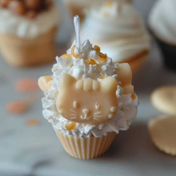 Poissons Moustachus & Bougies Cupcake Chat pour la vente par Scent Fushion Candles