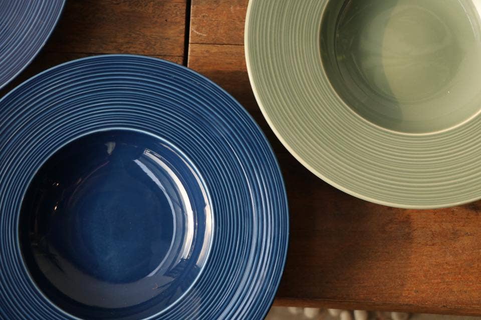 Beige & Co Thai Crafts - Wholesale Serving Plate - Trattoria Pasta Ceramic Plate 11" – Glossy Matte Finish6