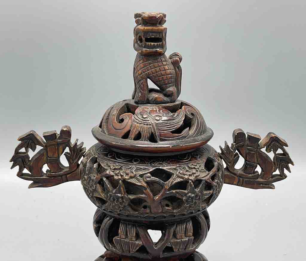 The Niger Bend – Großhandel Räucherstäbchenhalter – Weihrauchbrenner aus Speckstein mit Löwenkopf auf einem Ständer, Vietnam2