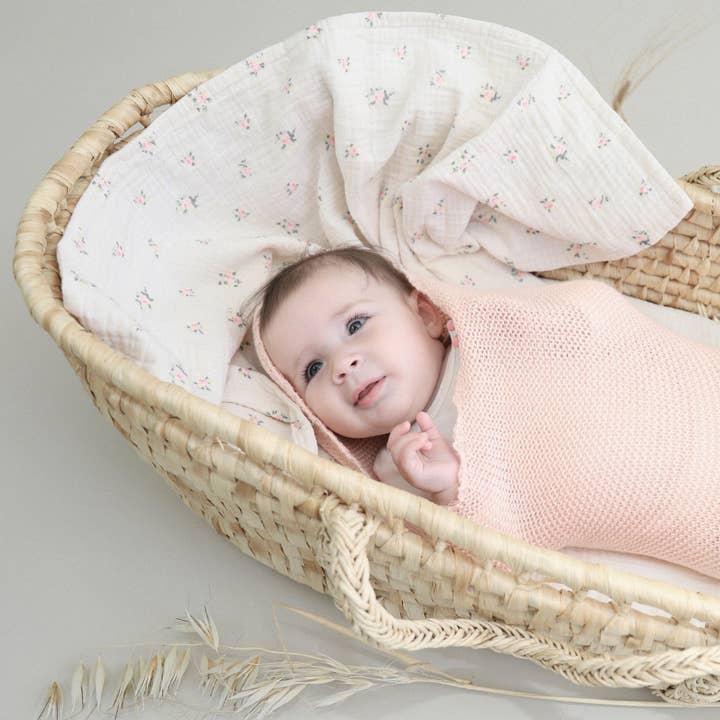 Knitting Pattern Wool Cocoon Mamy Factory X Ilado for wholesale by Mamy Factory