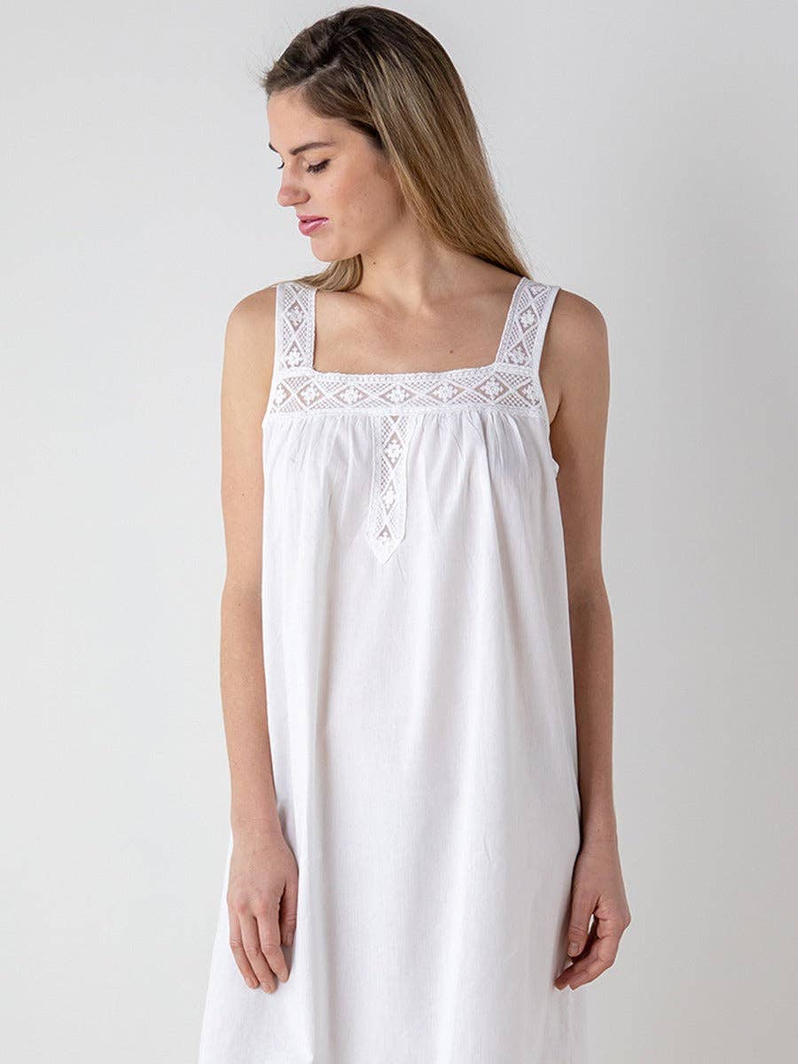 Jacaranda Living - Vente Nuisette – femme - Louise Chemise de nuit en coton blanc1