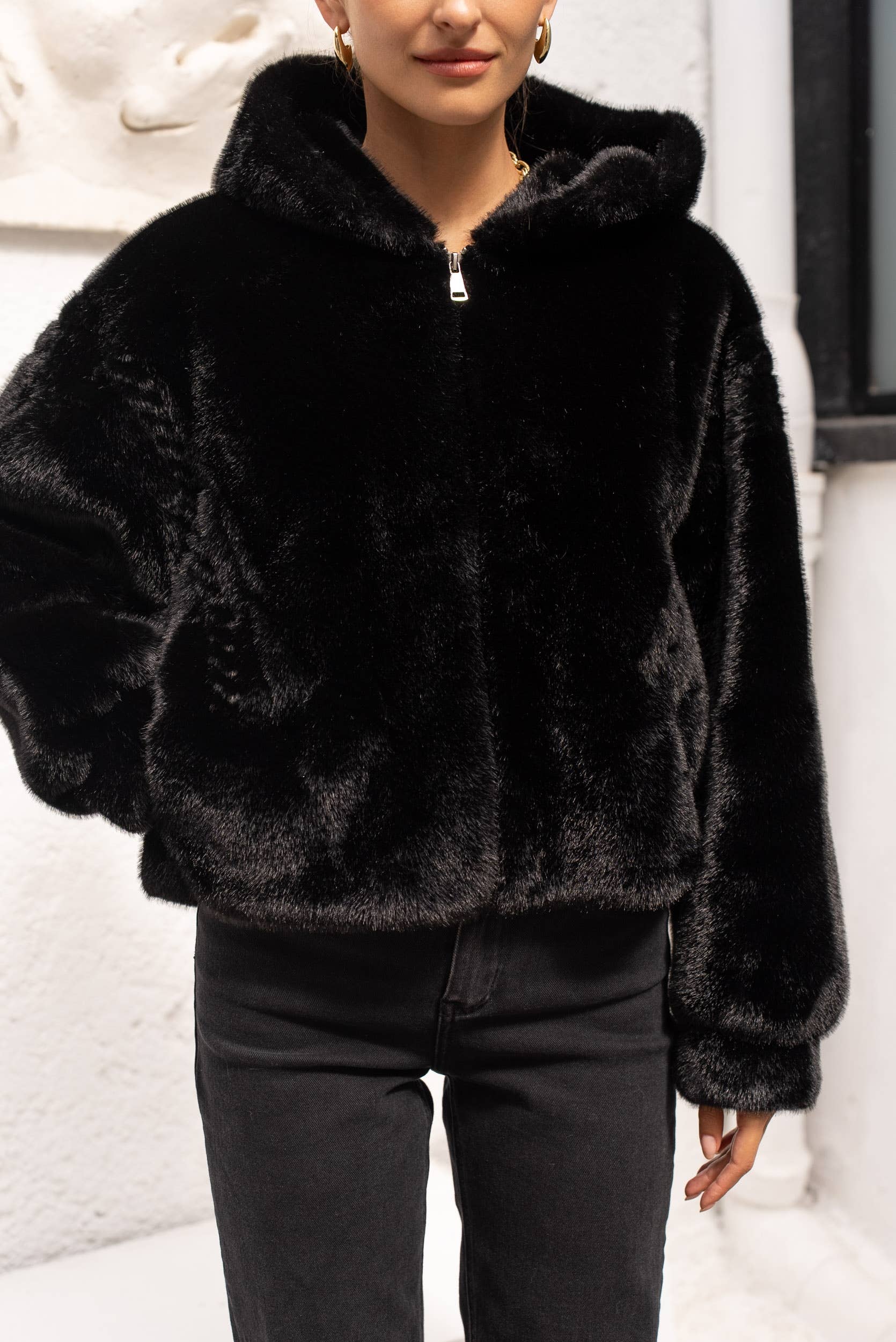 Attentif Paris - Wholesale Fur/Faux Fur Coat - Women's - Short coat with hood in faux fur with braided details13