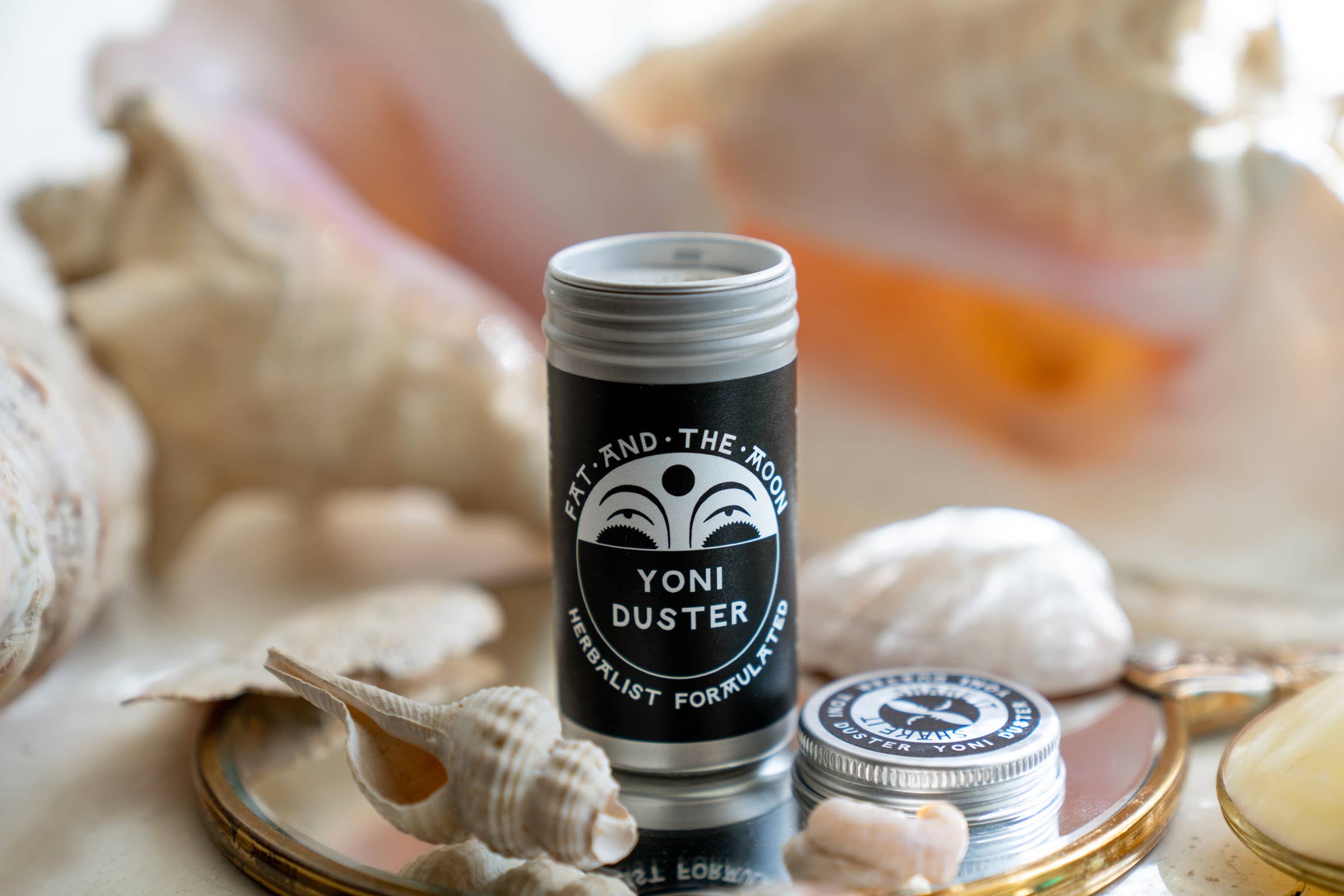 Fat and the Moon - Wholesale Intimate Cleanser/Wipe - Yoni Duster1