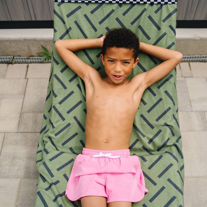 Crae.Home - Wholesale Beach Towel - Lounge Chair Pool Towel Band2