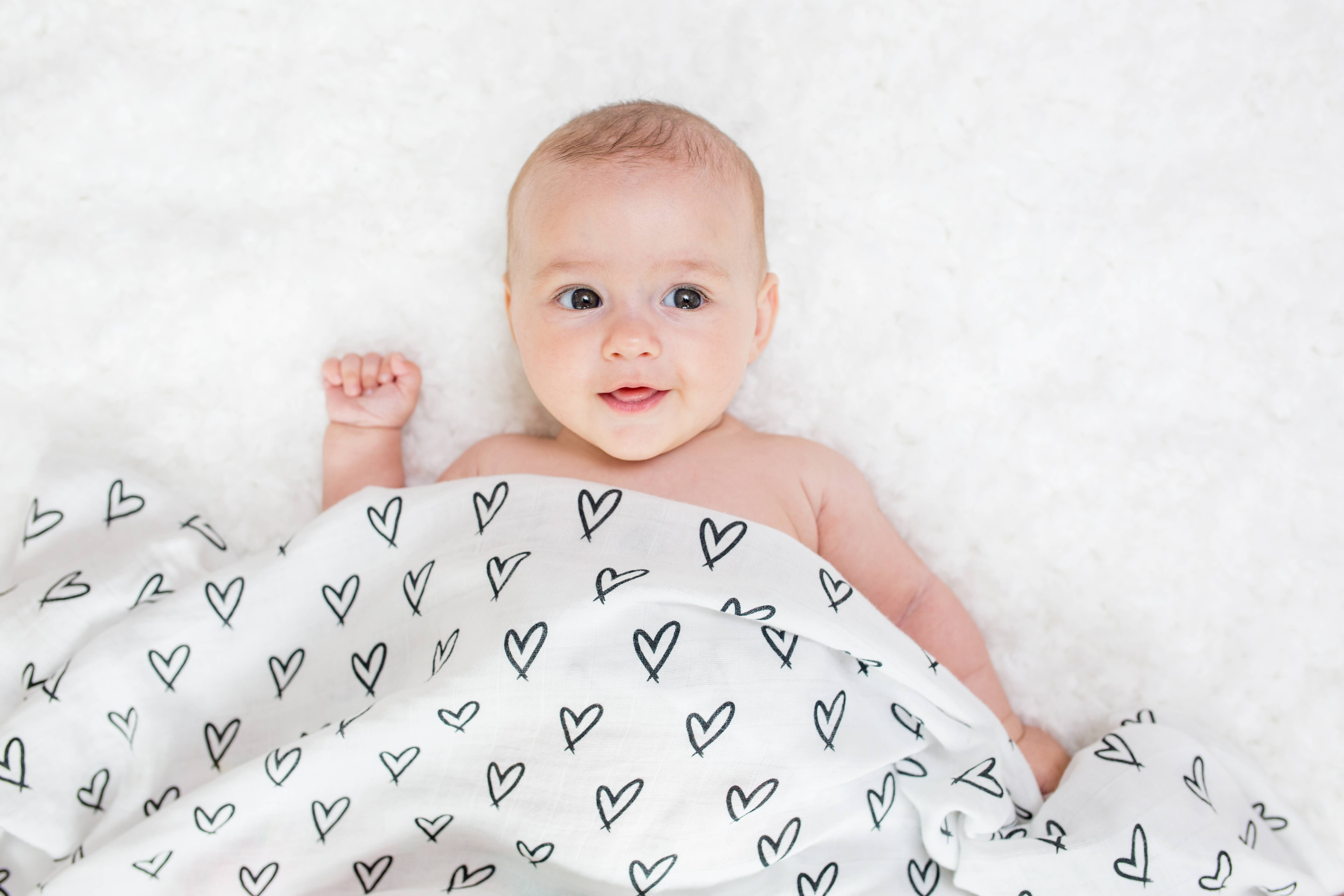 Lulujo Baby - Wholesale Swaddle - Baby - Muslin Bamboo Swaddle Blanket – Messy Hearts6