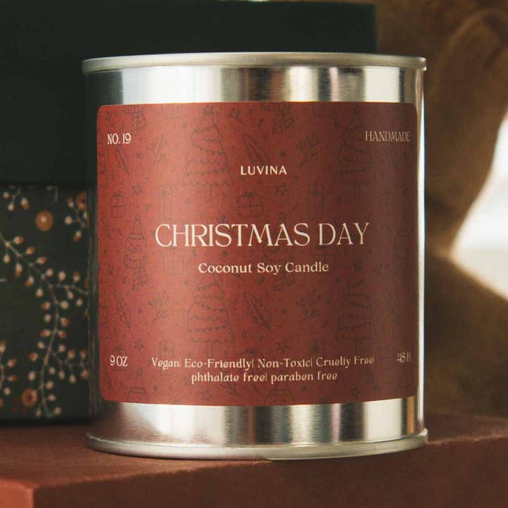 Il giorno di Natale per la vendita all'ingrosso da parte di Luvina