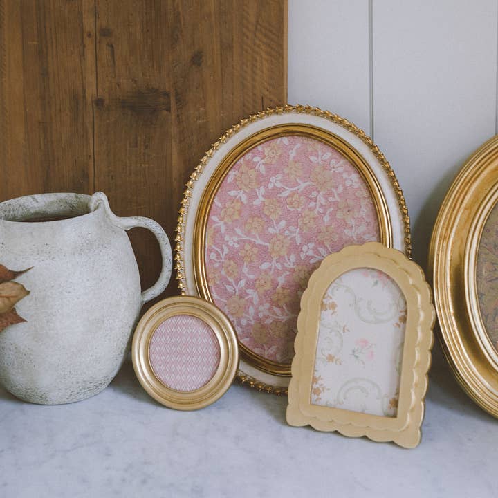 Petal Lane Home - Wholesale Picture Frame - Cream and Gold Oval Photo Frame