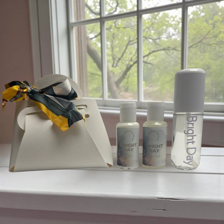 Ensemble Cadeau Mini Porte-Monnaie - Journée Éclatante pour la vente par Monumental Candles LLC