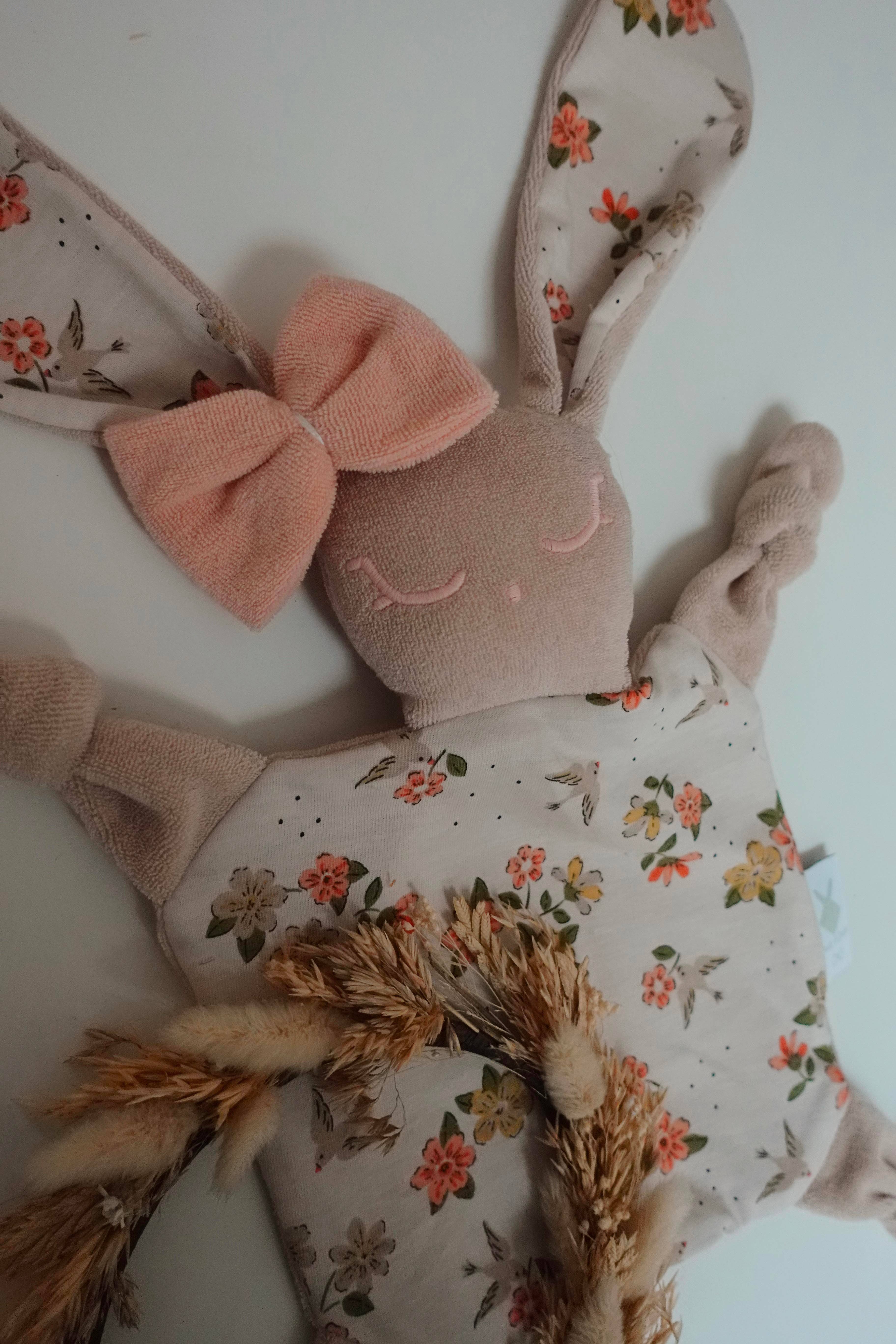 Louis & Jules Stambouli Conseil – Engroshandel Hyggetæppe - Baby – Doudou svamp chouchou – babyfugle12