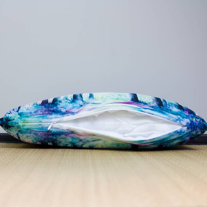 Yukka - Wholesale Chair Cushion - Rectangle cushion mirror forest2