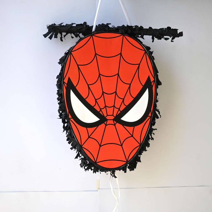 Pignatta a tema Spiderman fatta a mano con bastone e corda da tirare. per la vendita all'ingrosso da parte di Zwende