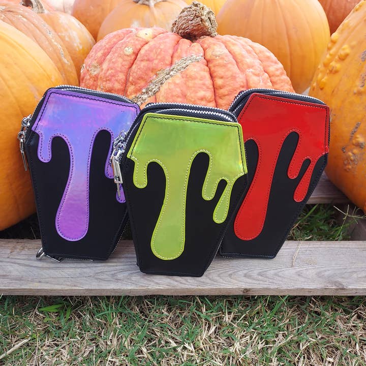 CatHead Pins - Vente Portefeuille – femme - Pochette portefeuille rouge en forme de cercueil style gothique vampire2