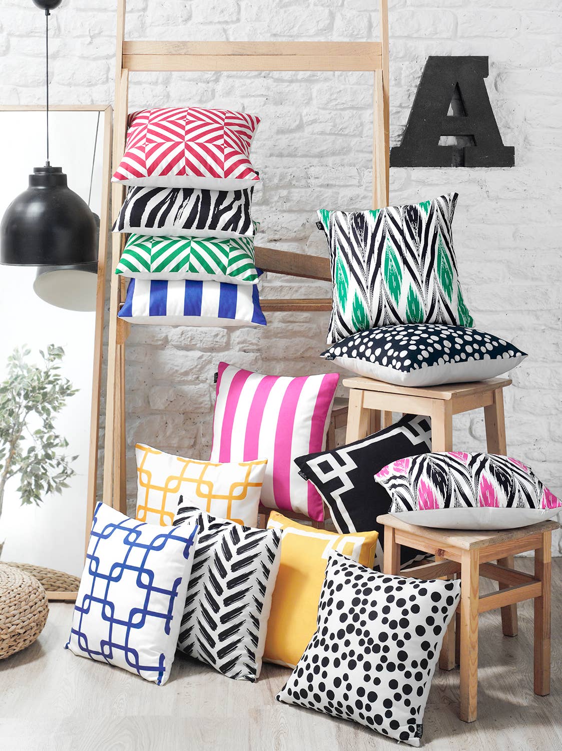 MIKE & Co.   NEW YORK - Wholesale Throw Pillow Cover - Geometric Stripes Square 18" Throw Pillow Cover8