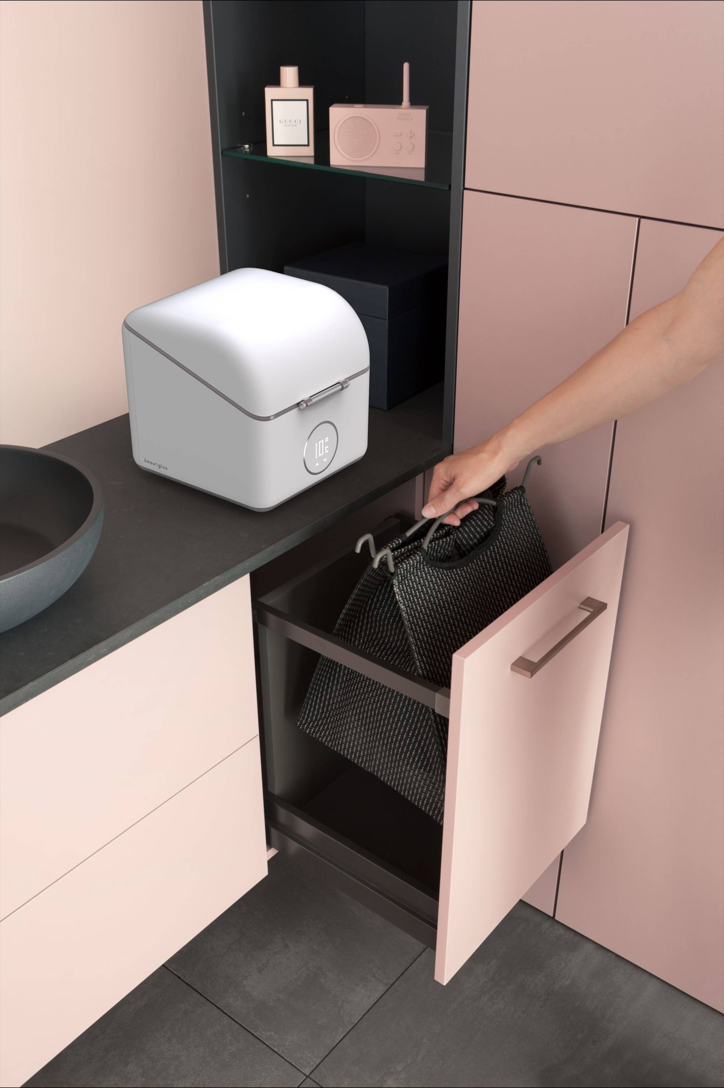 Beautigloo - Wholesale Makeup Storage Box - Refrigerated Beauty Box3