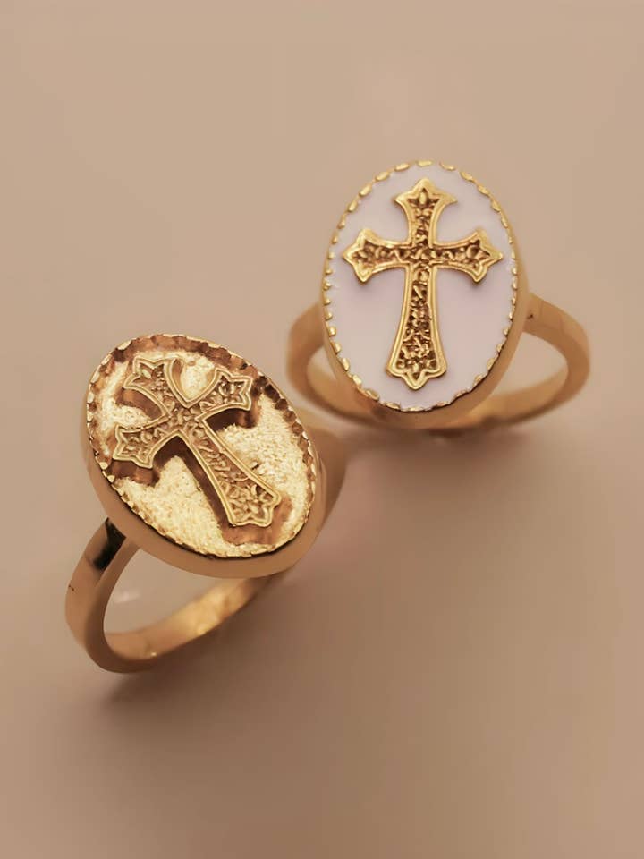 Oval Cross Ring for wholesale by LÍA MARANT