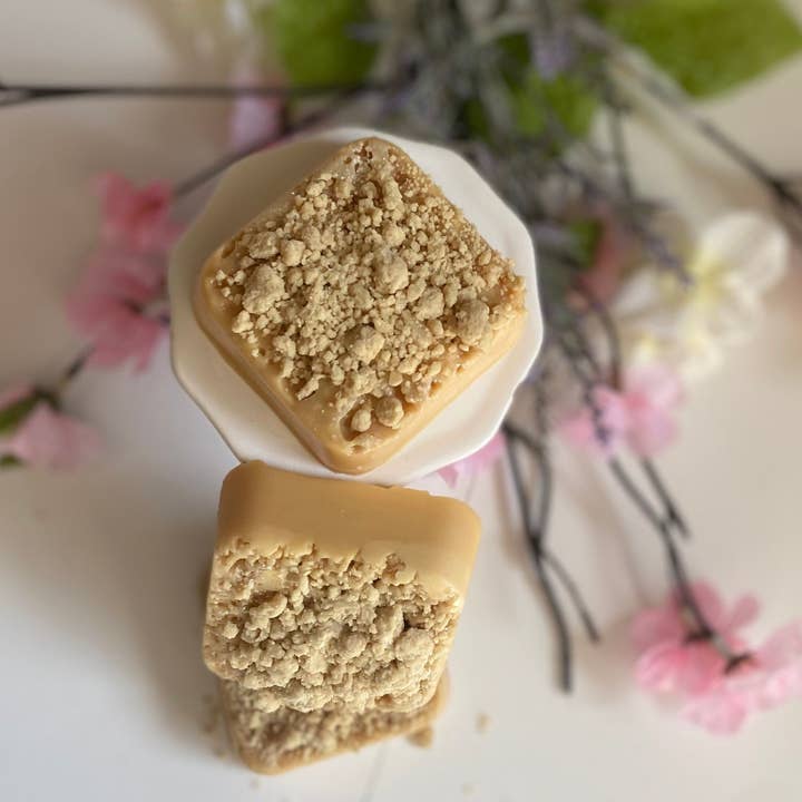 Coffee Cake Wax Melts / Crumb Cake Wax Melts for wholesale by Sugar and Spice Custom Creations
