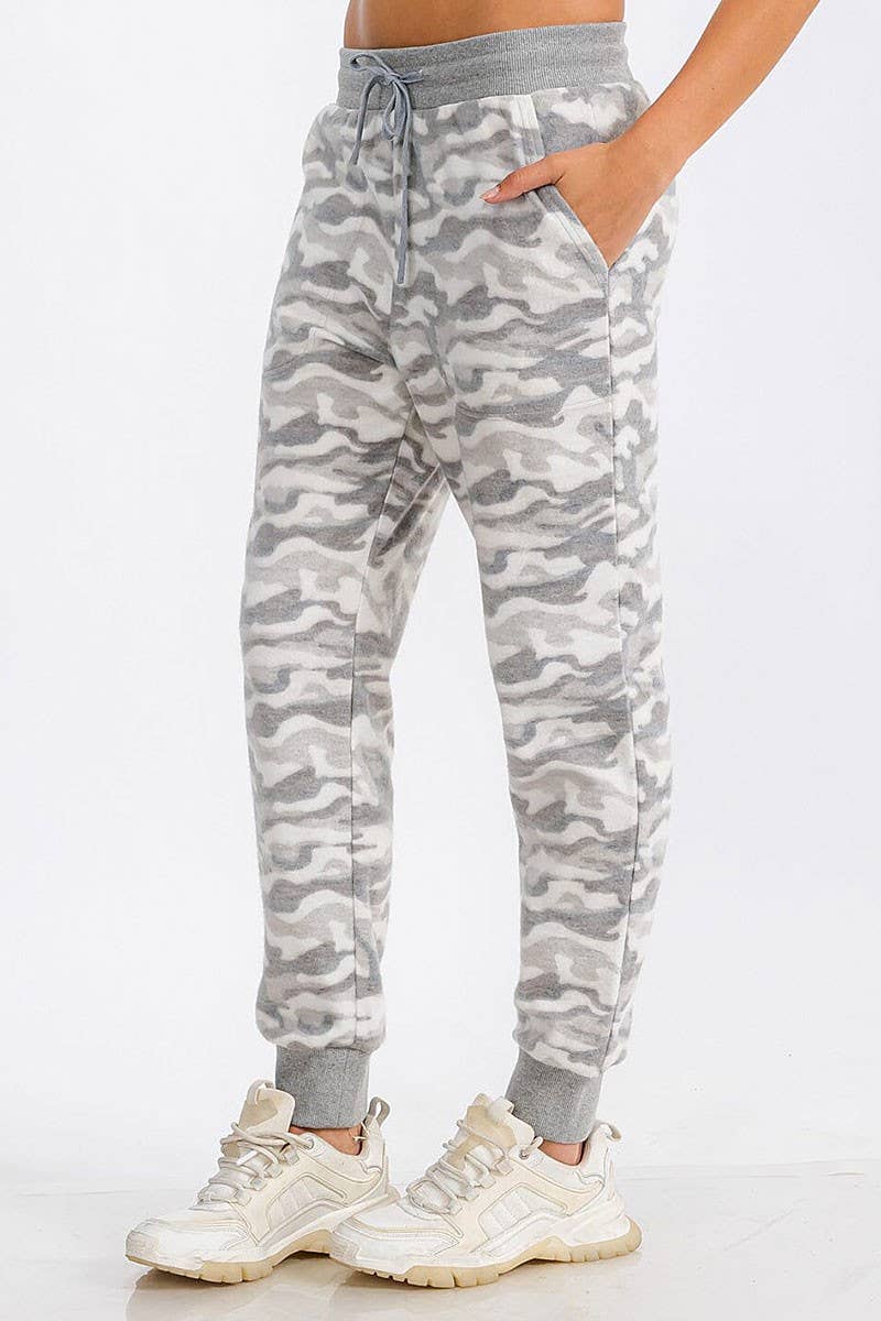 ROUSSEAU - Wholesale Pants - Women's - ELASTIC WAIST FRONT POCKET CAMO FLEECE SWEATPANTS7