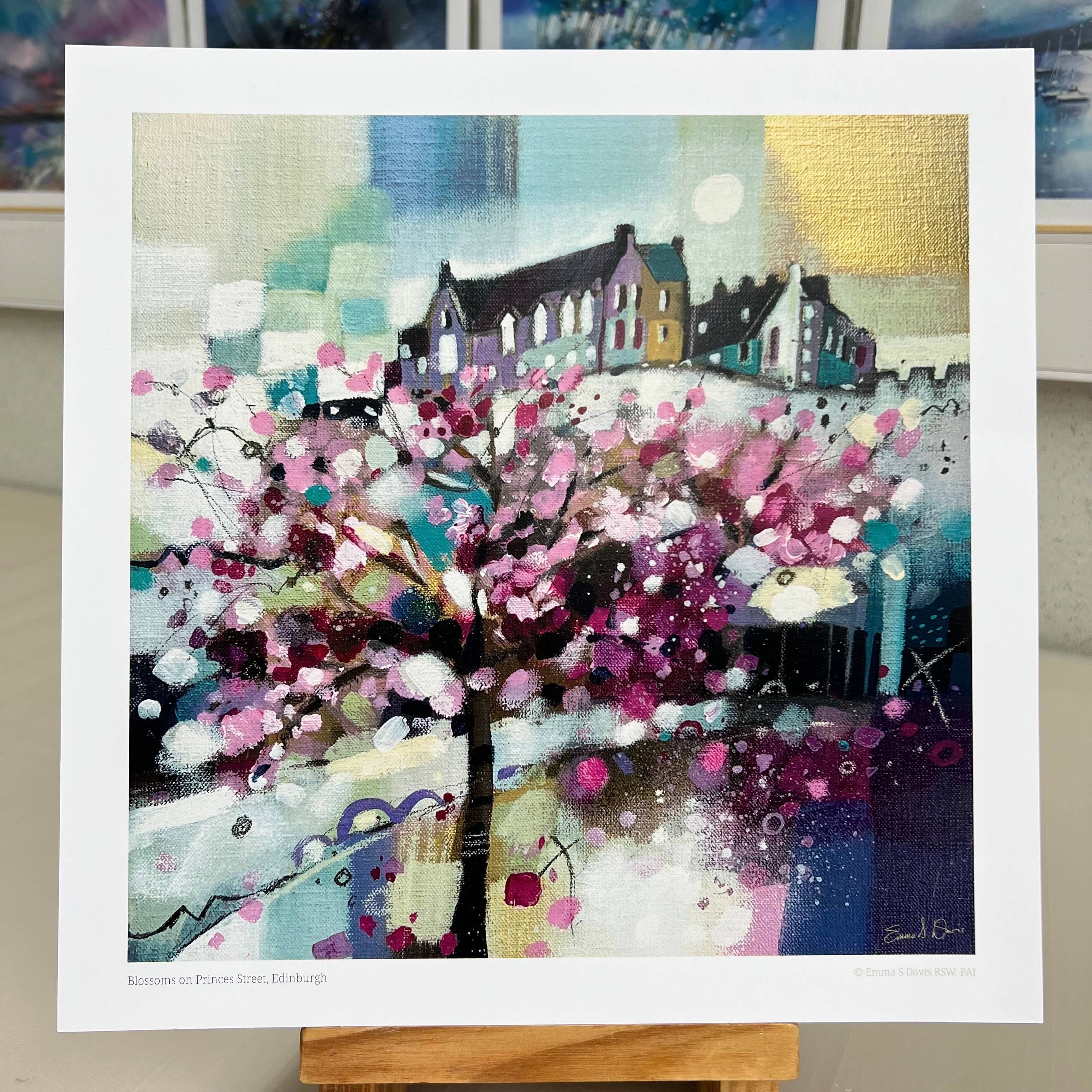 Emma S Davis Artist – Impressão artística por atacado – 'Flores na Princes Street, Edimburgo' - Impressão de Edição Aberta0