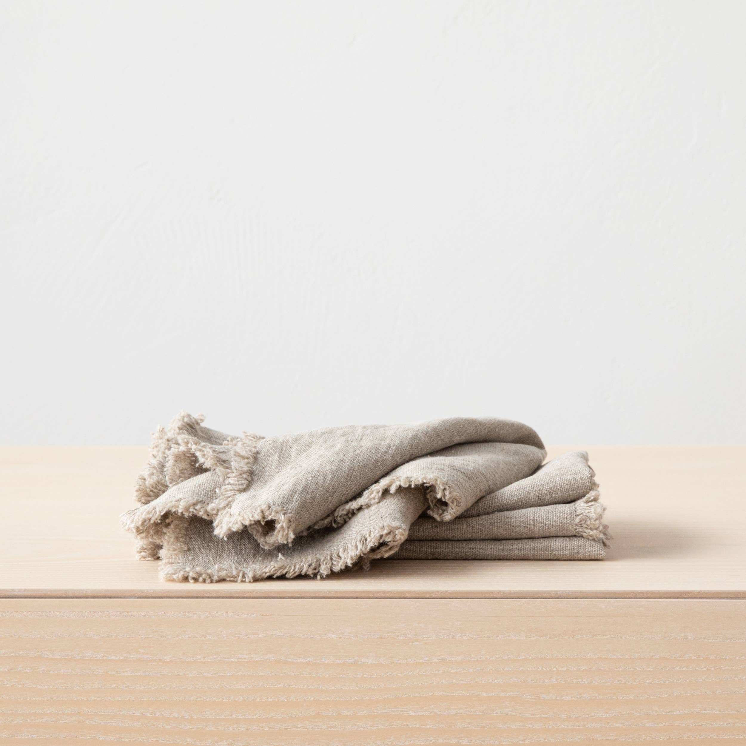 LinenMe - Wholesale Dinner & Cloth Napkin - Hand-Made Linen Napkin Terra Fringe Various 30 Colors25