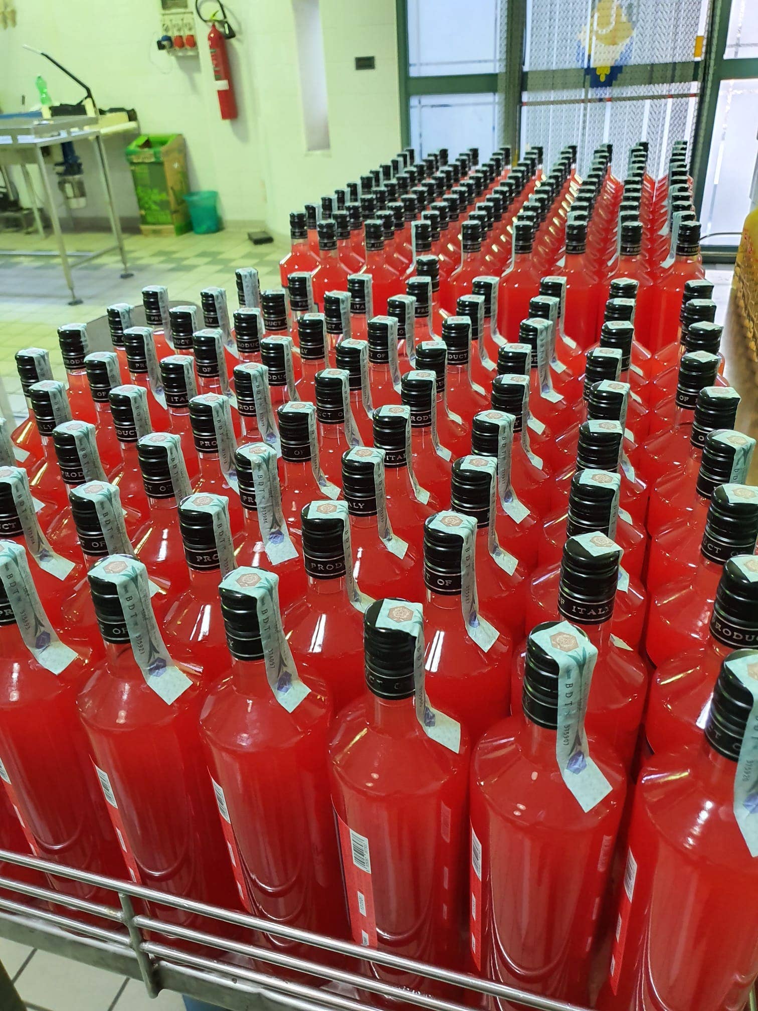 MORONI - Venta al por mayor Aperitivo/cóctel sin alcohol - MORONI BITTER FRIZZANTE 8° en botella de 1000 ml8