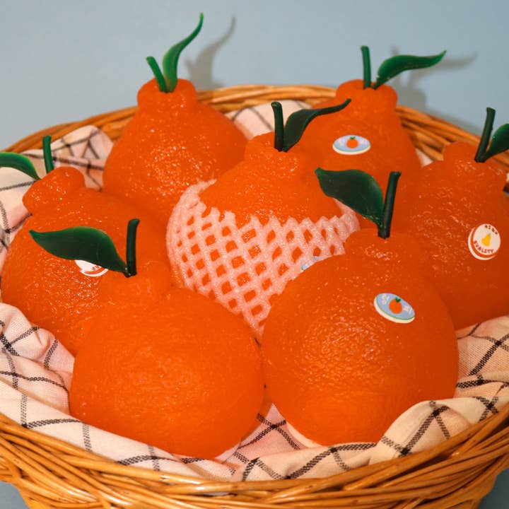 Lumpy Studios LLC - Wholesale Accent/Desk Lamp - The Sumo Orange Lamp1