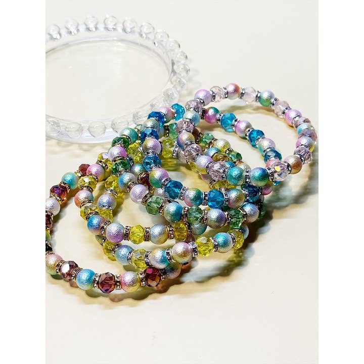 Candy Mist Glow Pendant Mix Bead Stretch Bracelet for wholesale by Funteze