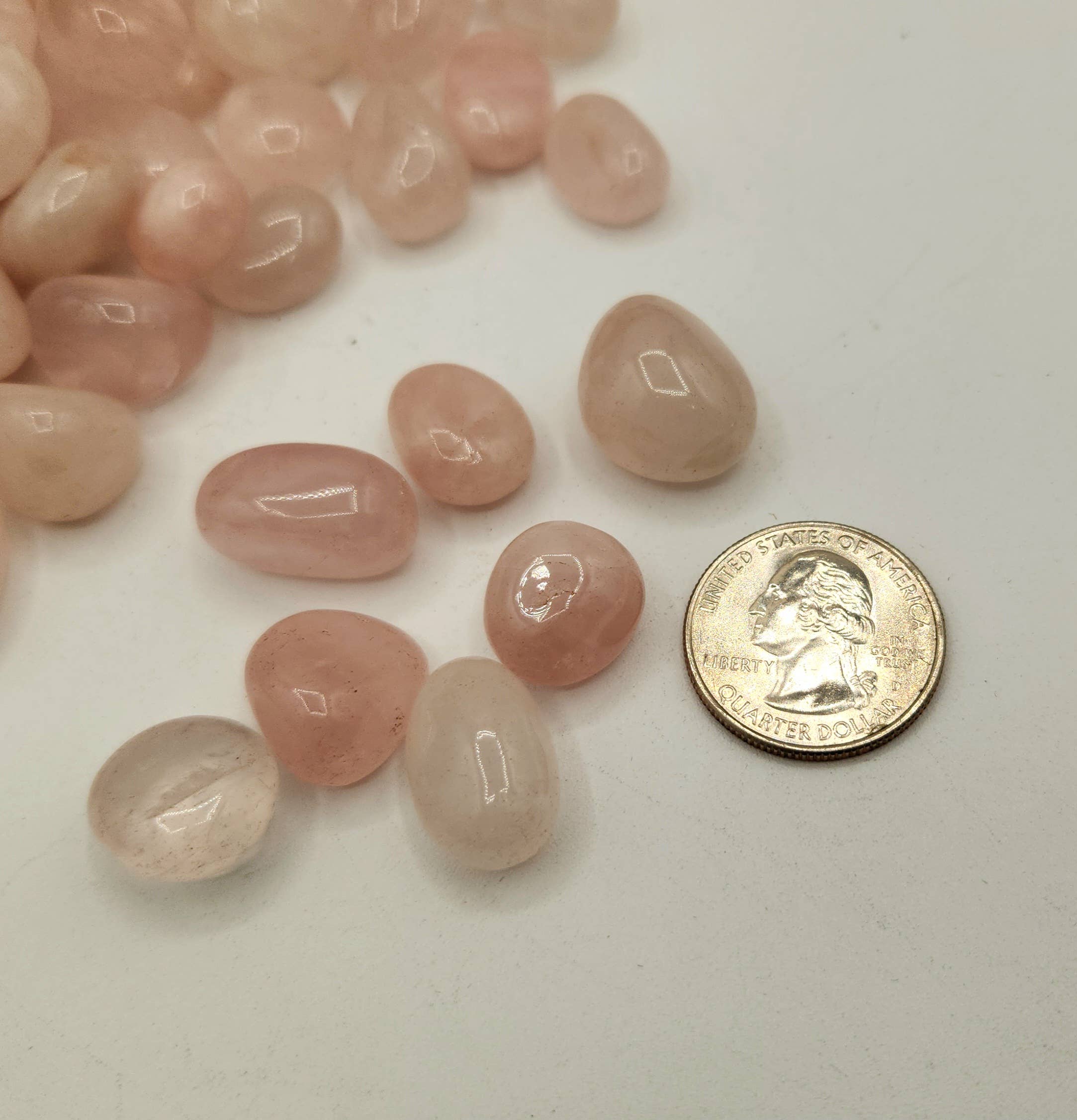 Meraki Gemstones - Wholesale Spiritual Stone/Crystal - Rose Quartz Tumbled Gemstones 10-20mm (0.5kg/1.1lbs)5
