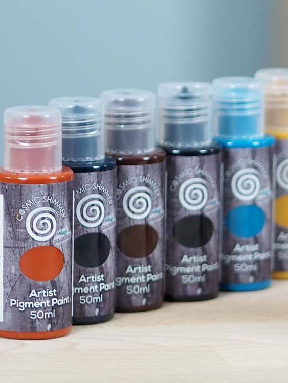 Pitture a pigmenti Cosmic Shimmer Artist di Andy Skinner per la vendita all'ingrosso da parte di Ecstasy Crafts Distributing