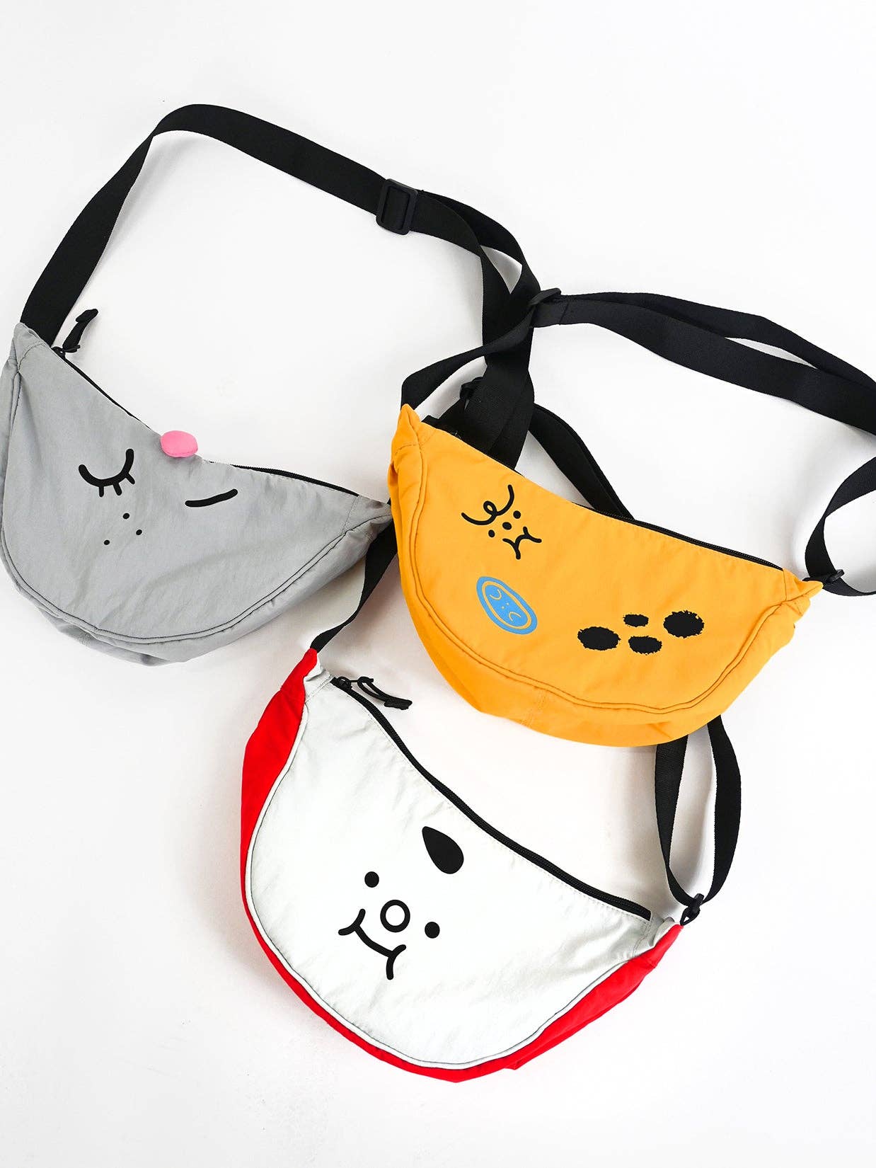 Natali Koromoto - Wholesale Crossbody Bag - Unisex - "Bad-nana" Crescent Bag6