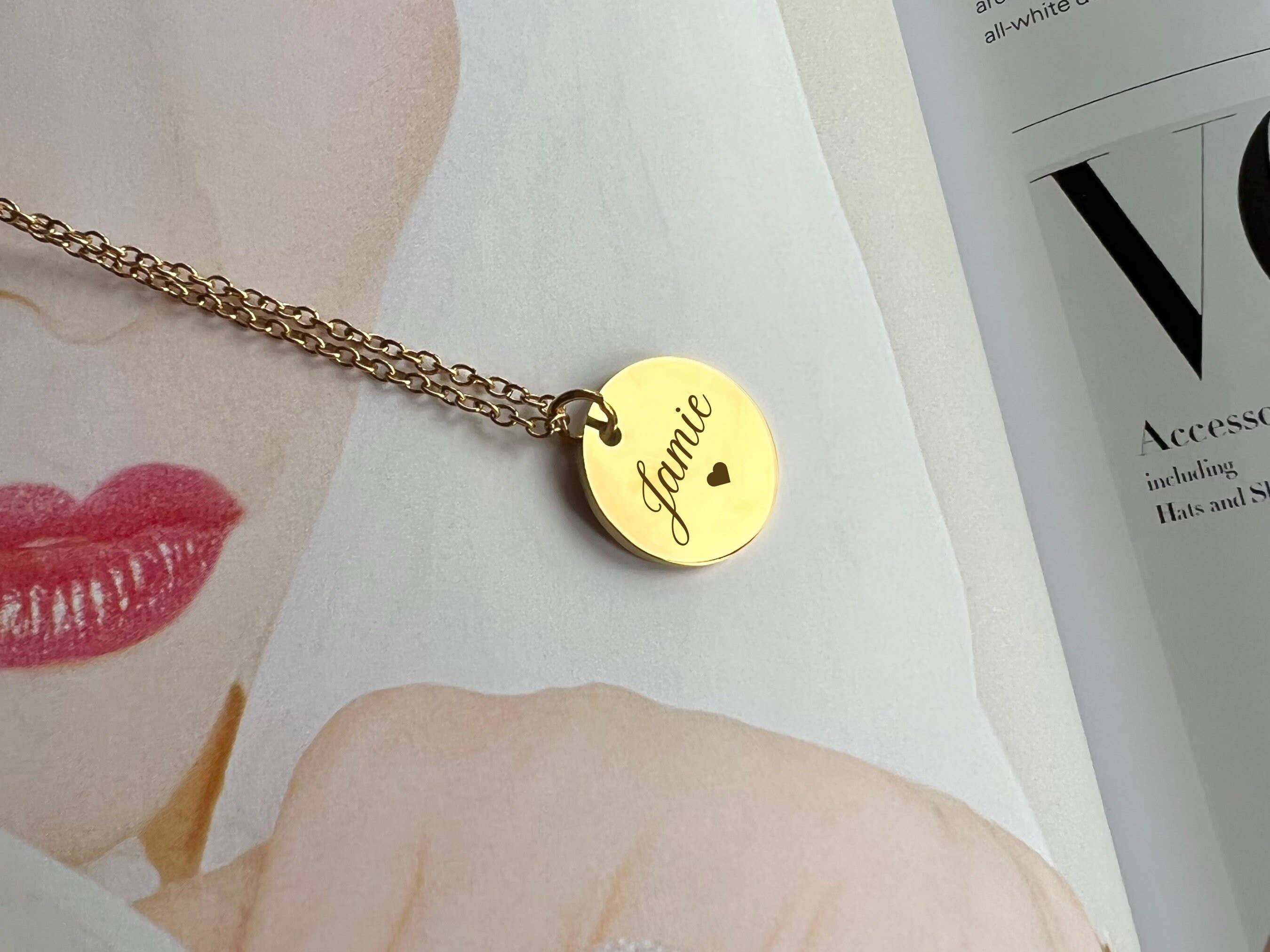 Rossie Jewellery – wholesale Pendant/charm necklace – Personalized Engraved Gold Disc Necklace3