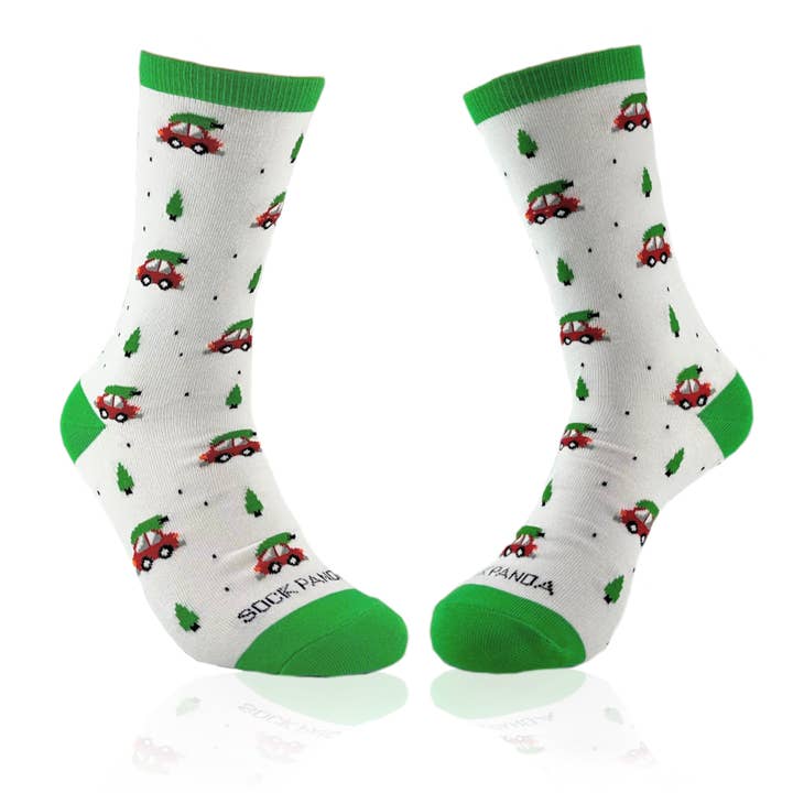 Weihnachtsbaum auf einem Auto Socken von Sock Panda (Erwachsene Mittel) für den Großhandel von Sock Panda
