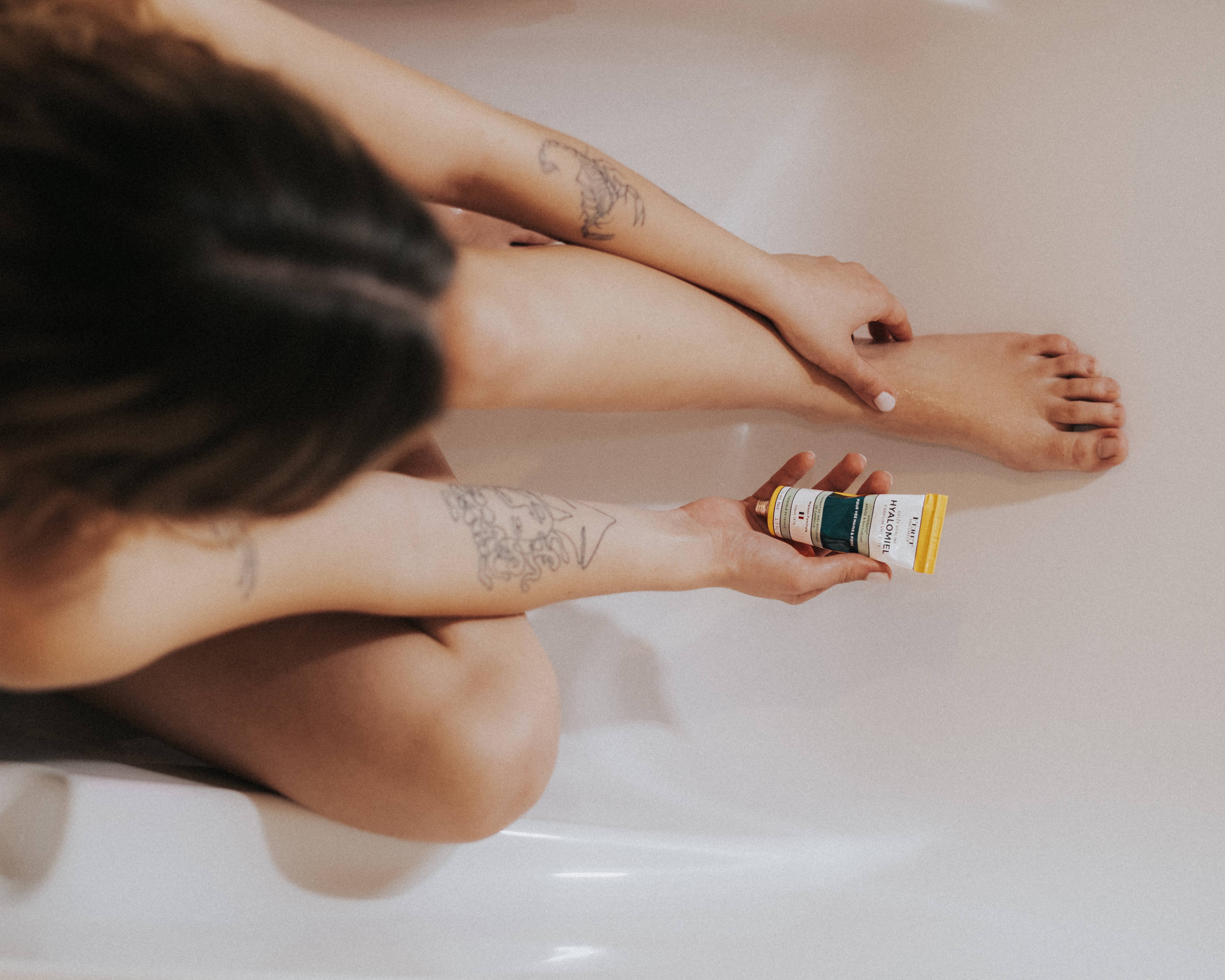 Feret Parfumeur - Distributed by Scents of Europe - Wholesale Hand Cream/Lotion - *BUY 1 GET 1 50% OFF* Violet Hyalomiel Hydrating Jelly8