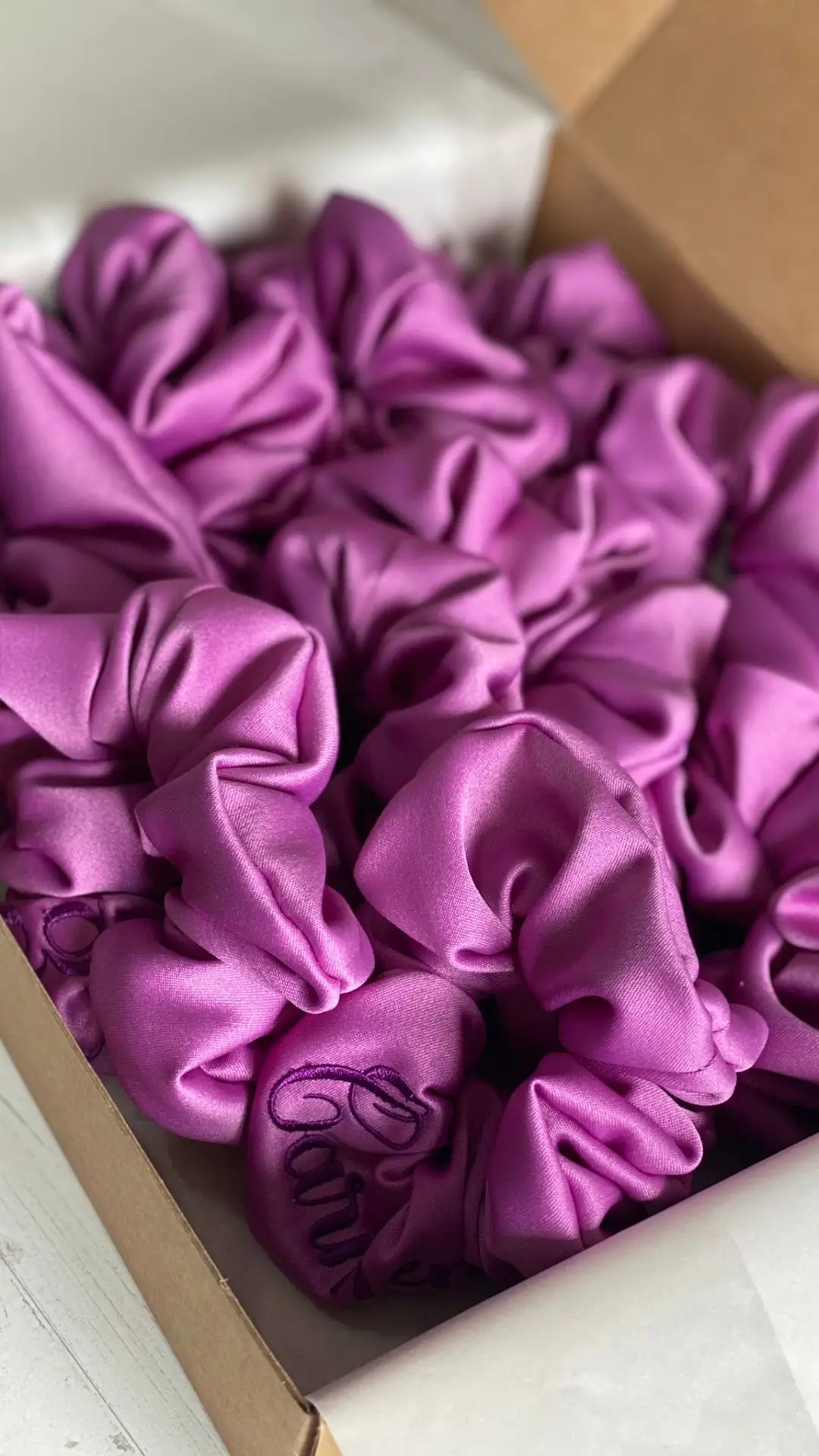 Staller - Wholesale Hair Clip - Women's - Custom Satin Scrunchies2