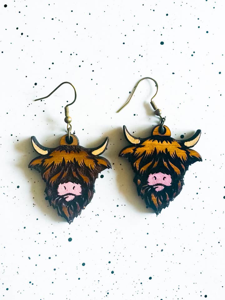 Pendientes de madera Highland Cow, pendientes de vaca, regalos para ella para venta al por mayor de Ak Daisy Chain