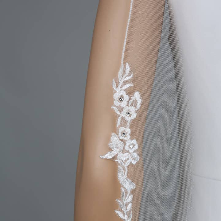 Farinosa Bridal - Venta al por mayor Velo - Mujer - Velo de novia bordado con encaje floral y cristales FS6305 de 45"