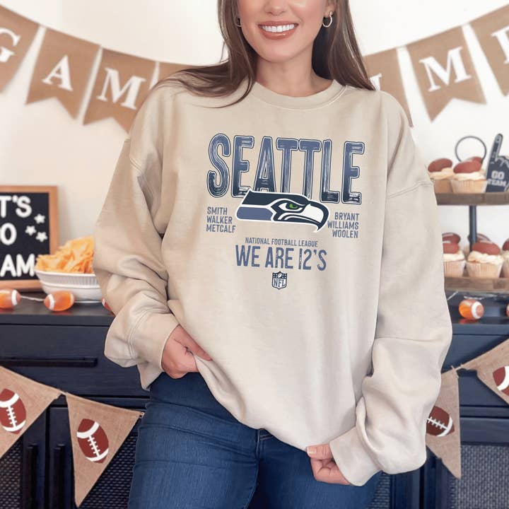 H+P Wholesale - Wholesale Graphic Sweatshirt - Unisex - Seattle Seahawks We Are 12s Graphic Tee/Crew2