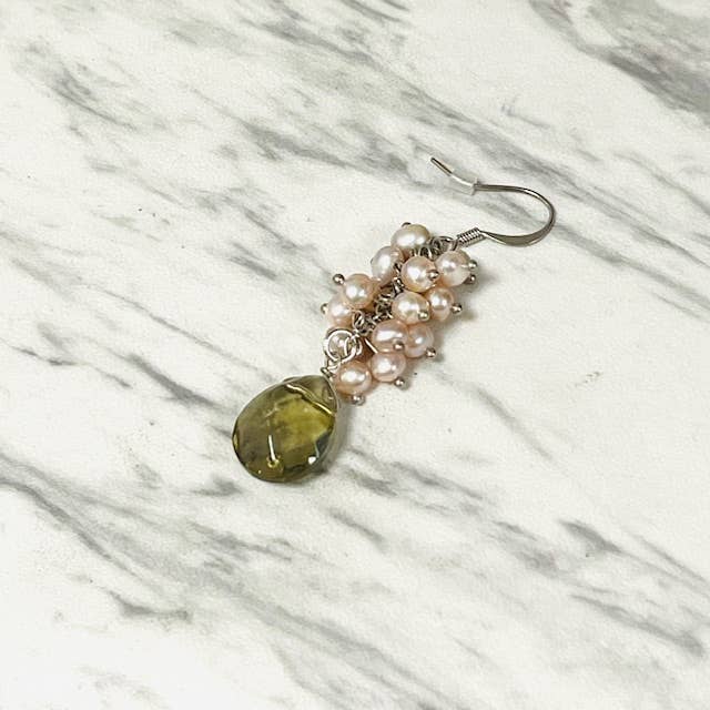 Anita K By Blushing Pink – wholesale Dangle earrings – Freshwater Pearl Cluster with Faceted Teardrop on Ear Wire4