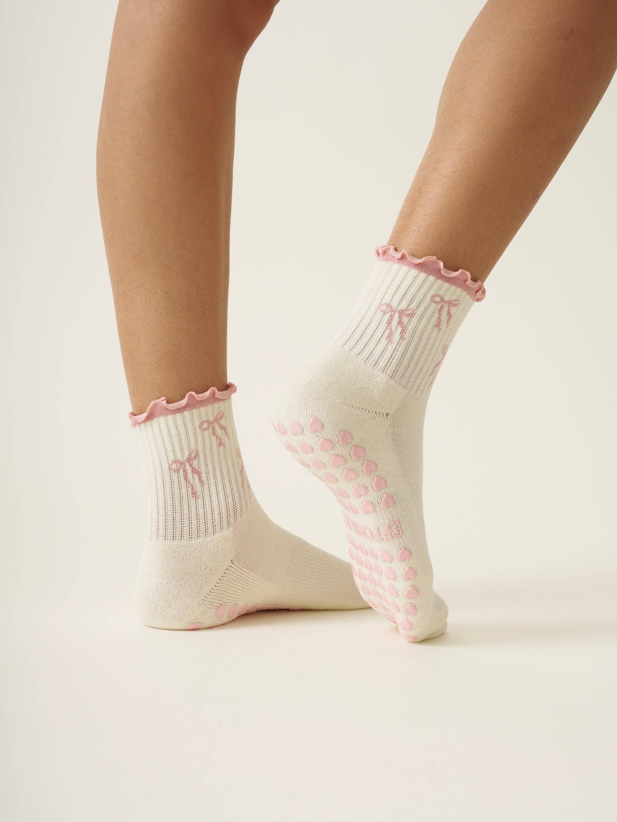 Effortless Club - Wholesale Socks - Women's - 🎀 Bow Ruffle Grip Sock [Soft Pink], Pilates Socks7