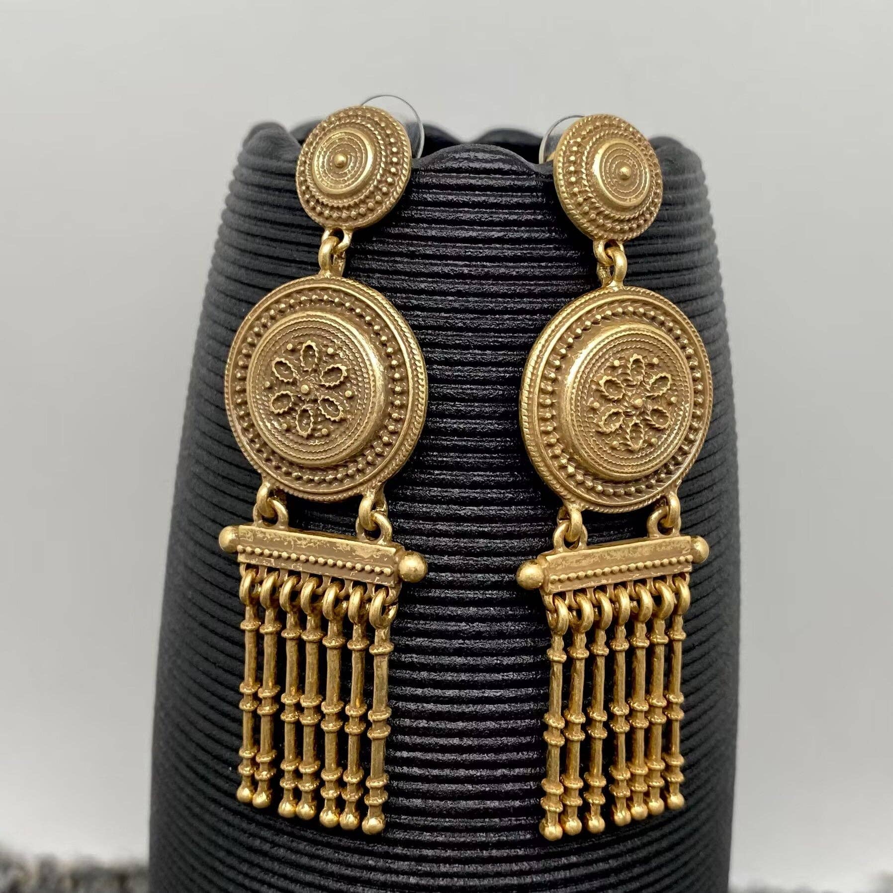 Mio Queena - Wholesale Dangle Earrings - Vintage Bamboo Shape Metal Fringe Alluvial Golden Earrings1