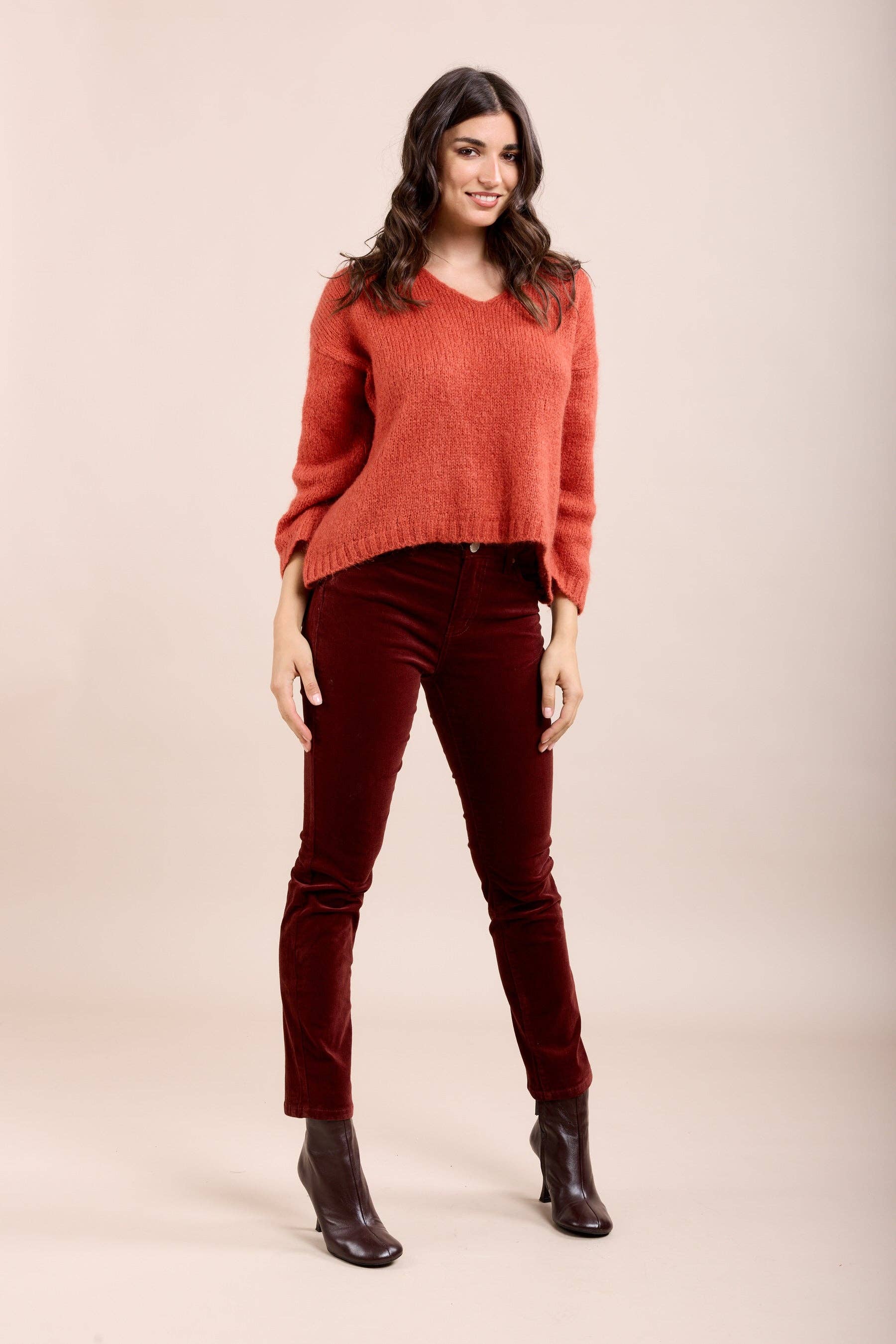 Toxik3 - Wholesale Pants - Women's - Toxik3 pantalon slim push-up stretch en velours milleraies20