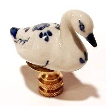 Fleuron, Swan pour la vente par Sea Island Imports, Inc.