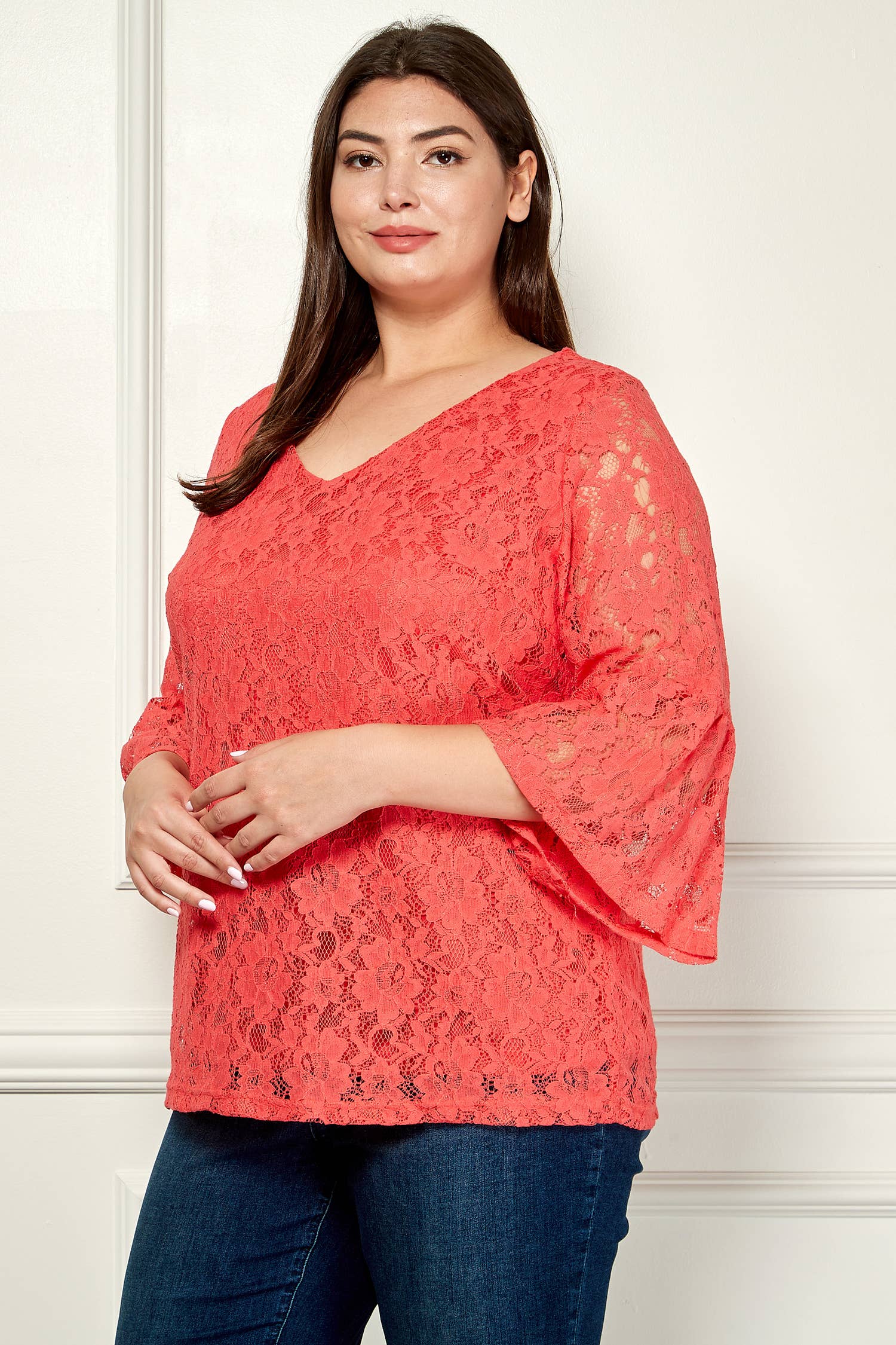 Winslow Collection – wholesale Blouse – Women’s – PLUS SIZE V- NECK ELBOW SLEEVE LACE TOP G9018250PX14