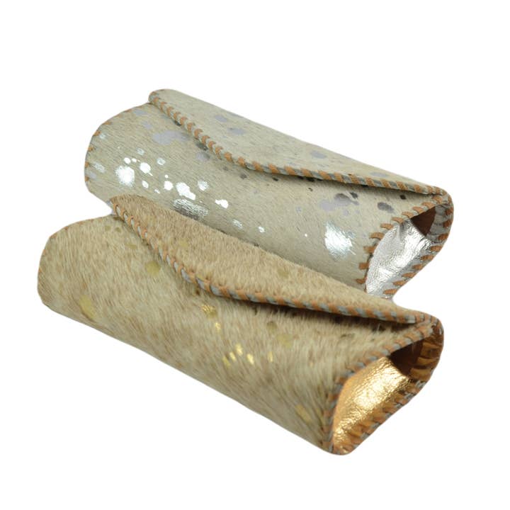 Mila Eye glazen hoesje koeienhuid hairon leer voor wholesale door STUDIO CALEIDOSCOPE