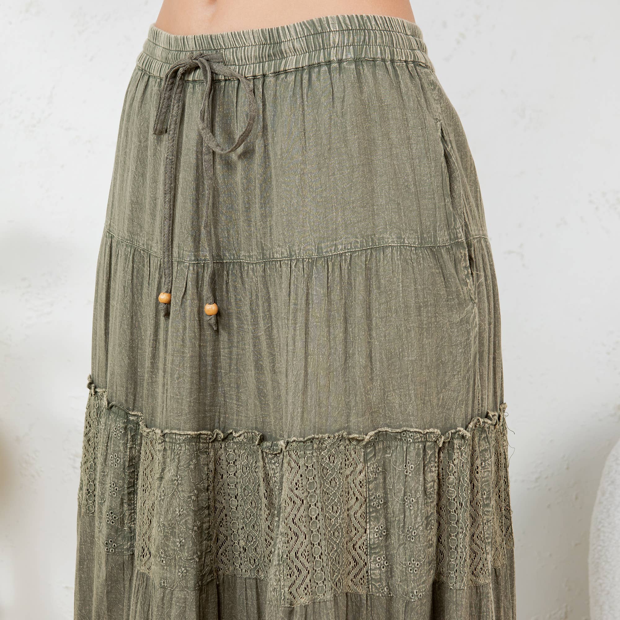 Young Threads - Wholesale Skirt - Women's - 7 Tiered Crinkle Lace Patchwork Skirt with Pocket19