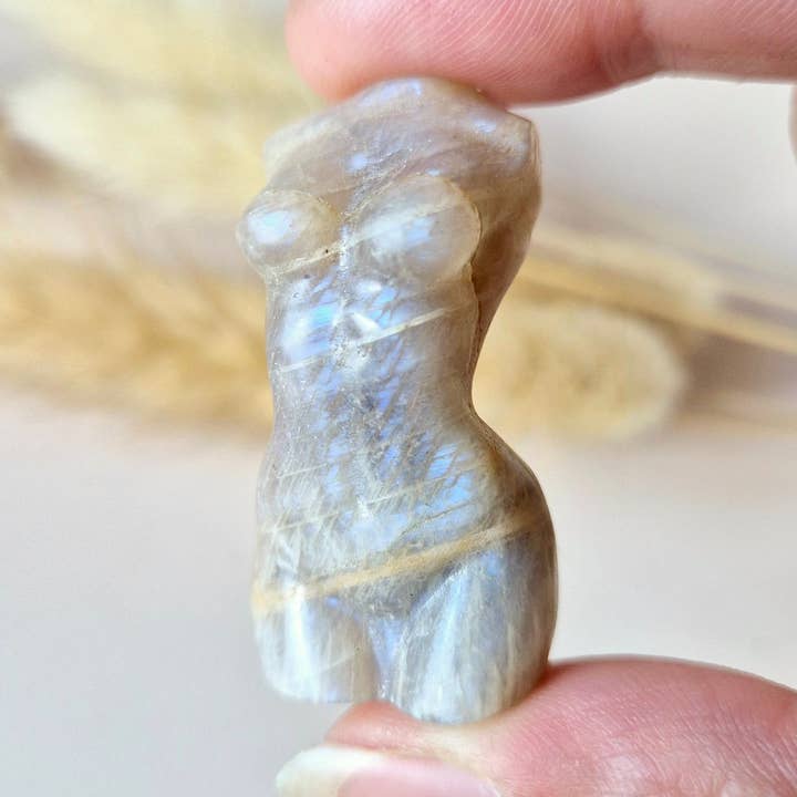 Moonstone Female Body – Goddess Carving (3–4 cm) for wholesale by Moonlight Gemstones
