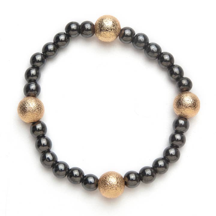 Bracelet magnétique noir avec 4 boules de cristal dorées pour la vente par Magnehealth