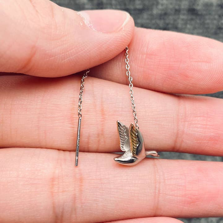 Mio Queena - Wholesale Dangle Earrings - Silver Plated Flying Wild Goose Creative Bird Dangle Earrings2