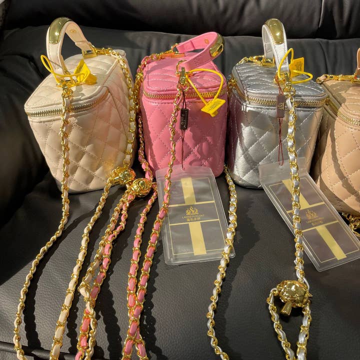 MB Fashion Wholesale - Wholesale Crossbody Bag - Women's - EVERY FASHION Quilted Box Crossbody Bag with Gold Chain and Charm Accent 51859